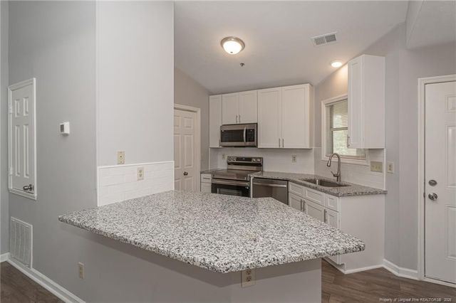 6736 WILLOWBROOK Unit 4 Drive, Fayetteville, NC 28314