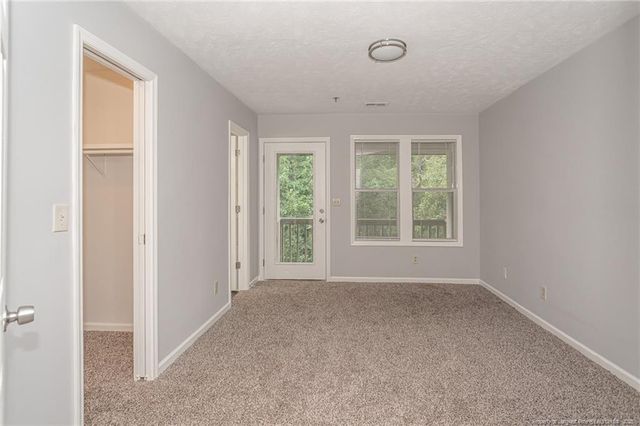6736 WILLOWBROOK Unit 4 Drive, Fayetteville, NC 28314