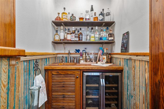 1615 Church Street, Galveston, TX 77550