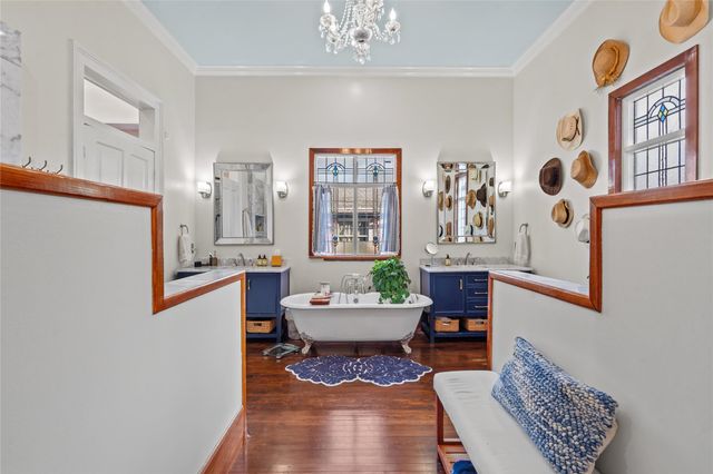 1615 Church Street, Galveston, TX 77550