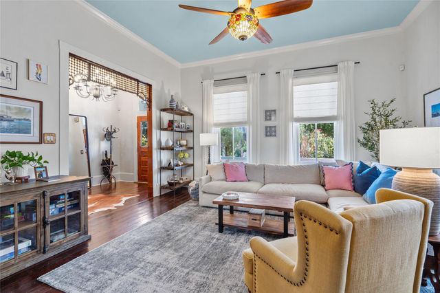 1615 Church Street, Galveston, TX 77550