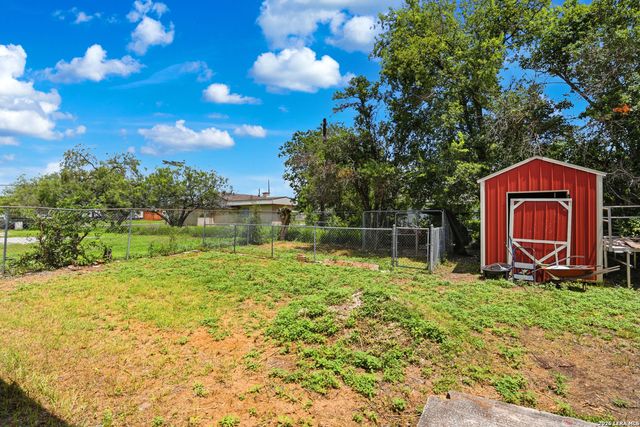 243 Durant, San Antonio, TX 78237