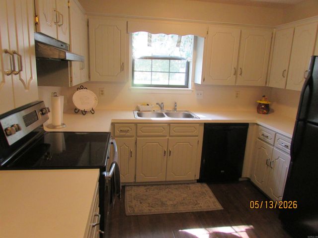 115 Rodney Guthrie Dr, Cabot, AR 72023