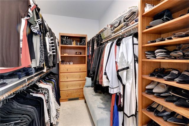 2404 Burnwether LN, Williamsburg, VA 23185