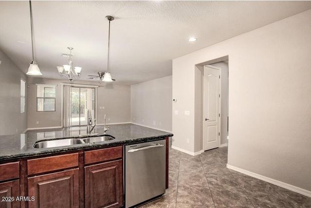 5553 W Buckskin Trail, Phoenix, AZ 85083