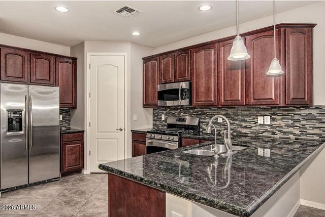5553 W Buckskin Trail, Phoenix, AZ 85083