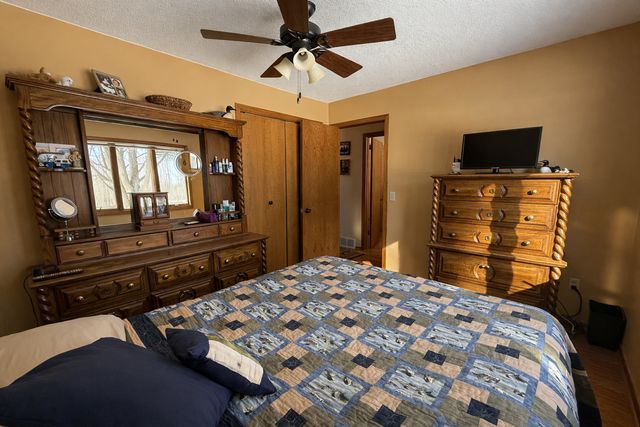 2602 210th Avenue, Mora, MN 55051