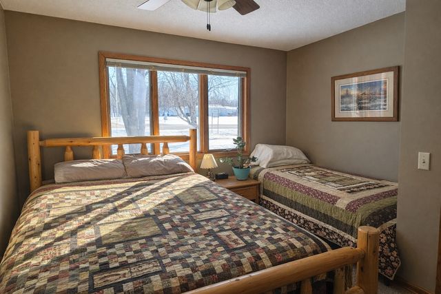 2602 210th Avenue, Mora, MN 55051