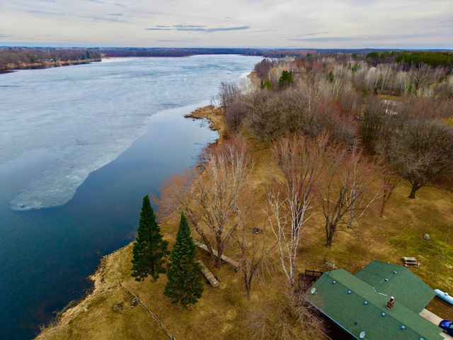 2602 210th Avenue, Mora, MN 55051