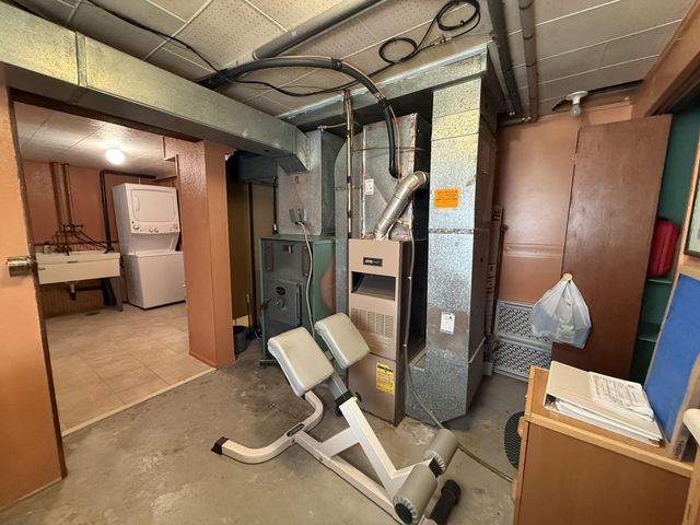 2602 210th Avenue, Mora, MN 55051