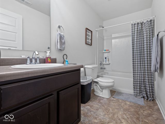 1056 Balto Drive, Shelbyville, IN 46176