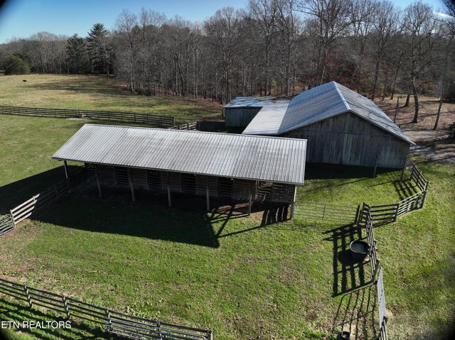 2570 Martha Washington Rd, Clarkrange, TN 38553