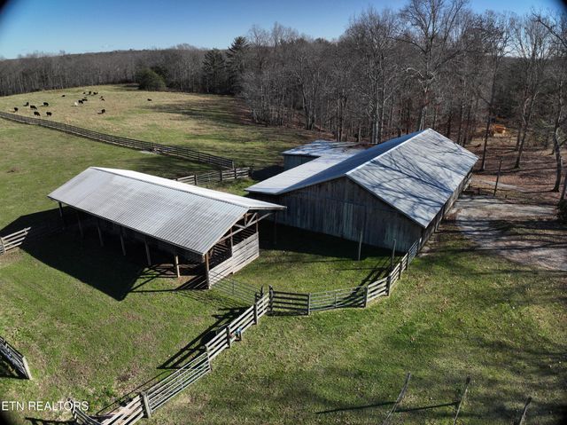 2570 Martha Washington Rd, Clarkrange, TN 38553