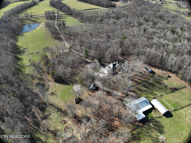 2570 Martha Washington Rd, Clarkrange, TN 38553