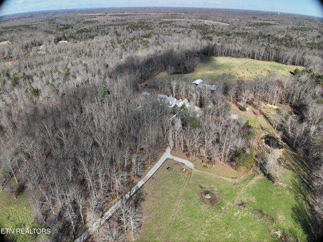 2570 Martha Washington Rd, Clarkrange, TN 38553