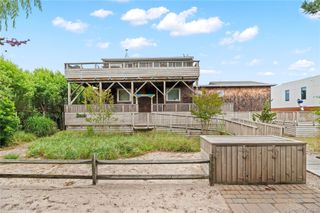 33 Schooner, Ocean Beach, NY 11770