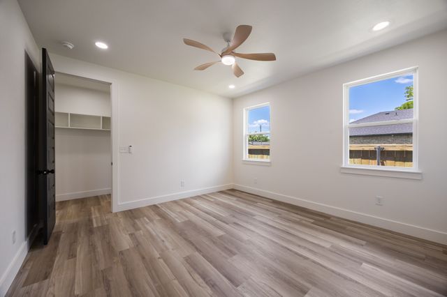 411 Runnells Street, Terrell, TX 75160