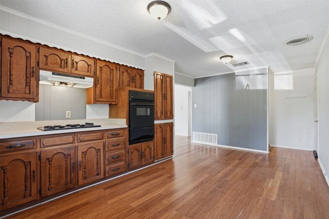 2471 N Fm 740, Heath, TX 75032