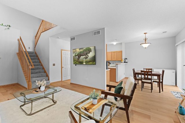 7395 Derby Lane, Shakopee, MN 55379