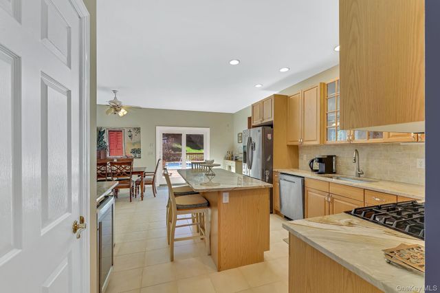 122 Duke Drive, Carmel, NY 10512