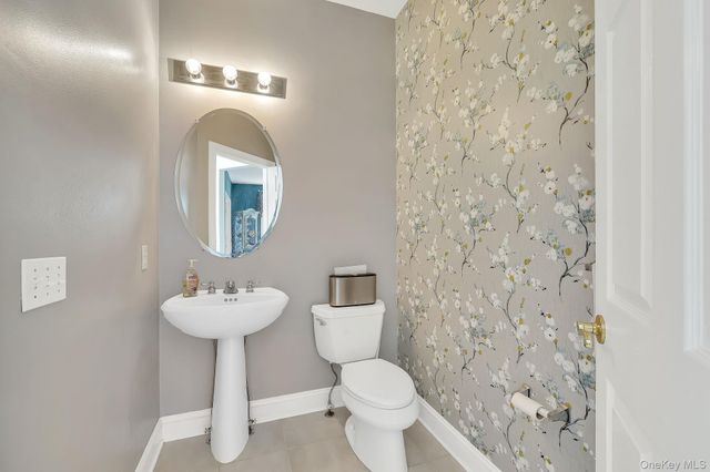 122 Duke Drive, Carmel, NY 10512