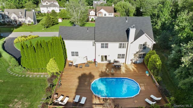 122 Duke Drive, Carmel, NY 10512