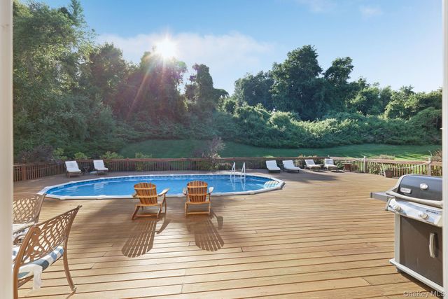 122 Duke Drive, Carmel, NY 10512