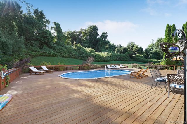 122 Duke Drive, Carmel, NY 10512