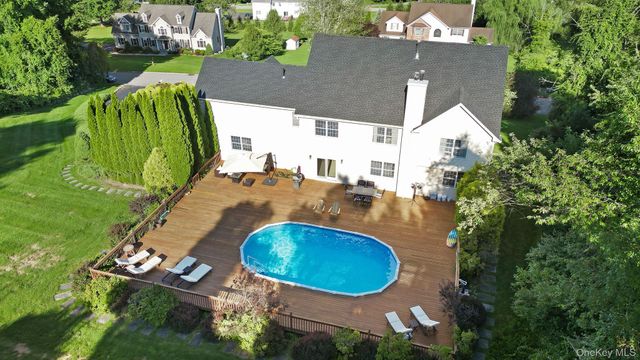 122 Duke Drive, Carmel, NY 10512