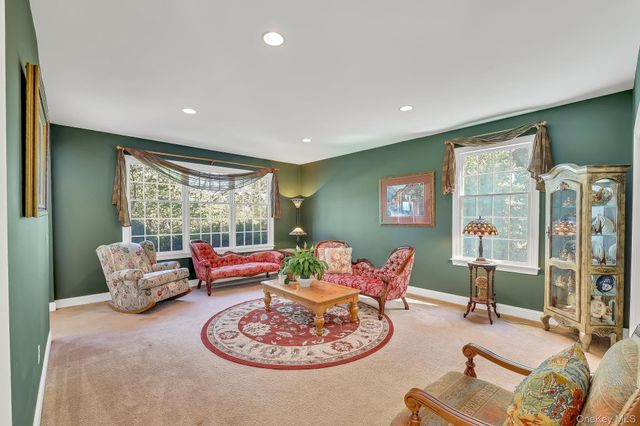 122 Duke Drive, Carmel, NY 10512