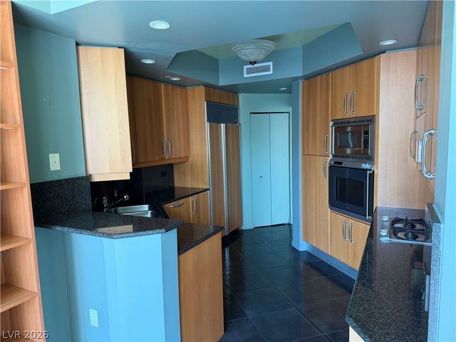 2747 Paradise Road 1505, Las Vegas, NV 89109
