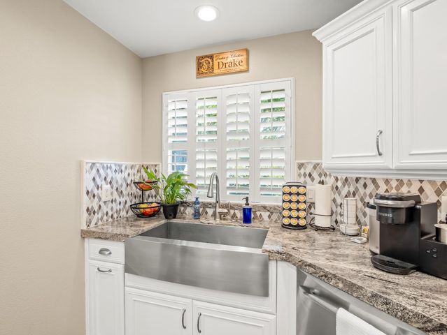 2690 Joshua Avenue, Clovis, CA 93611