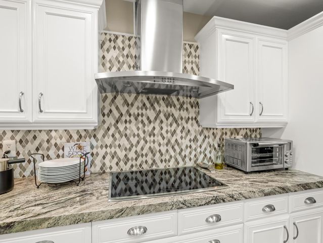 2690 Joshua Avenue, Clovis, CA 93611