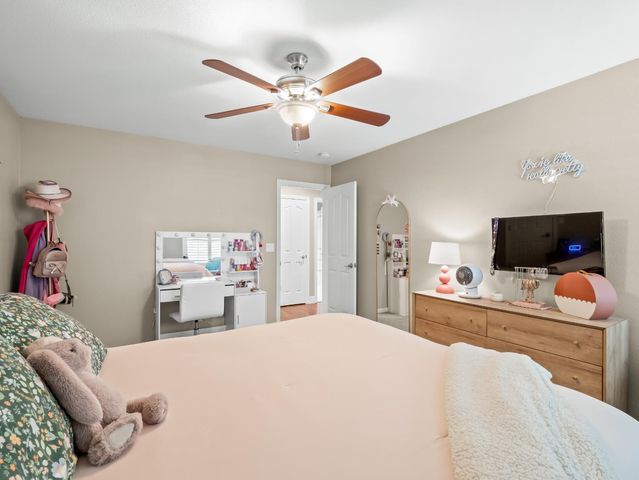 2690 Joshua Avenue, Clovis, CA 93611