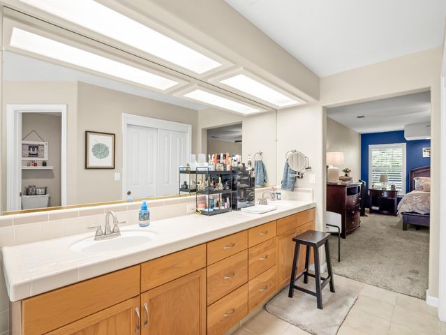 2690 Joshua Avenue, Clovis, CA 93611