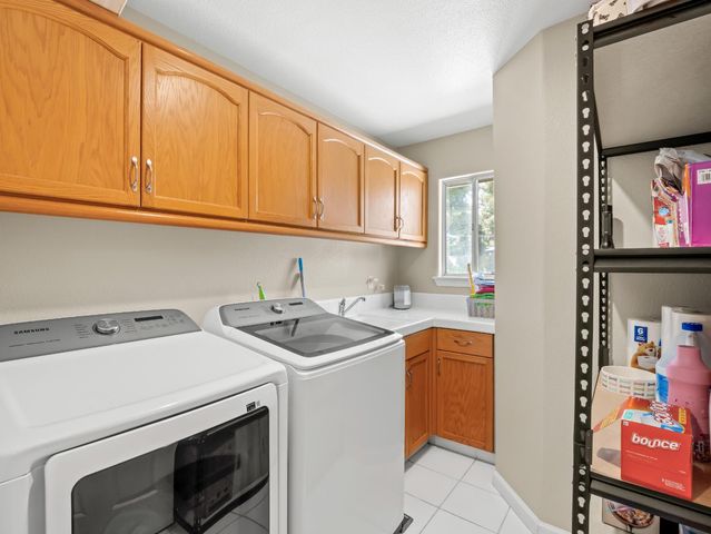 2690 Joshua Avenue, Clovis, CA 93611