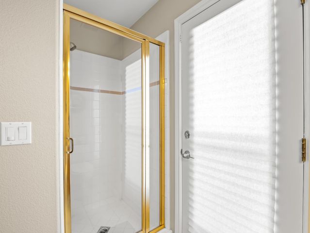 2690 Joshua Avenue, Clovis, CA 93611