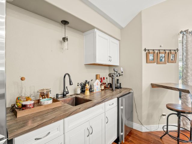 2690 Joshua Avenue, Clovis, CA 93611