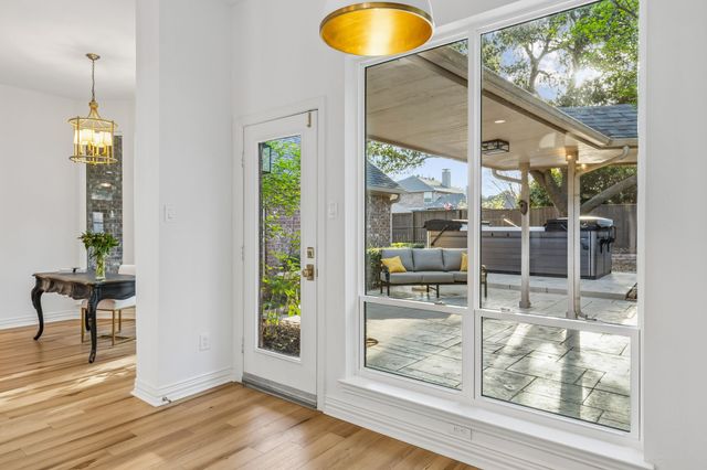 936 MIDLAND CREEK Drive, Southlake, TX 76092