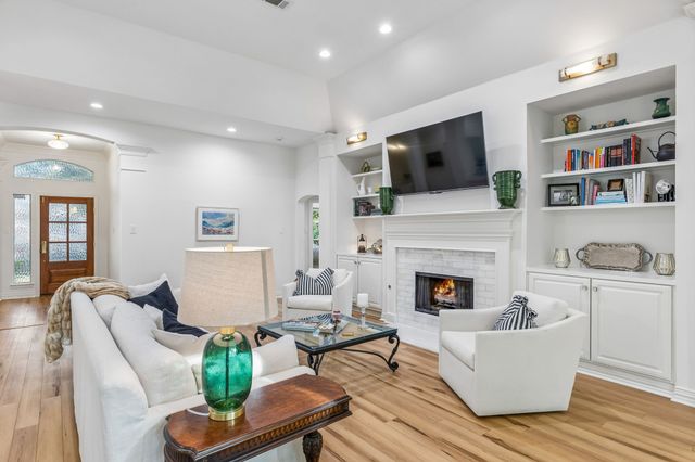 936 MIDLAND CREEK Drive, Southlake, TX 76092