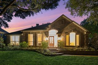 936 MIDLAND CREEK Drive, Southlake, TX 76092