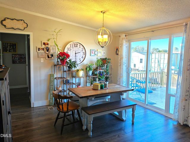 87 E Williams Street, Coats, NC 27521