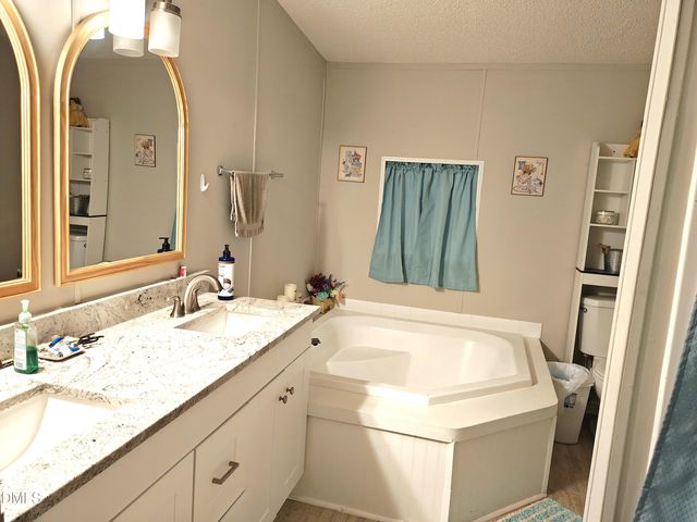 87 E Williams Street, Coats, NC 27521