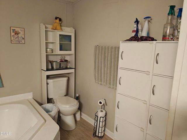 87 E Williams Street, Coats, NC 27521