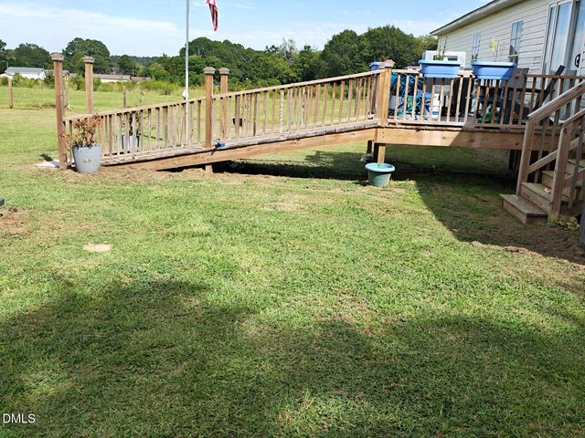 87 E Williams Street, Coats, NC 27521