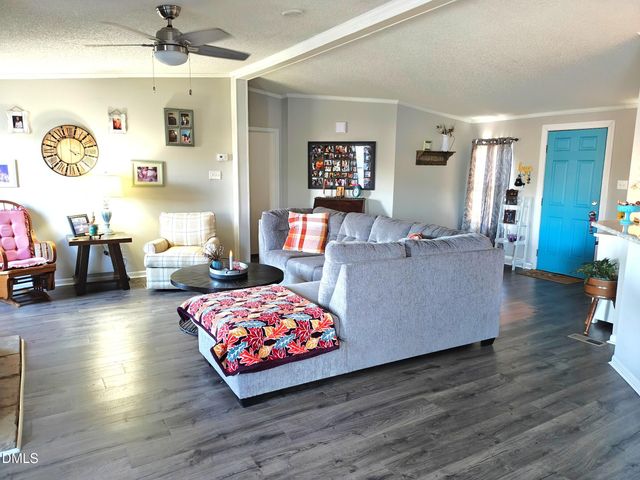 87 E Williams Street, Coats, NC 27521