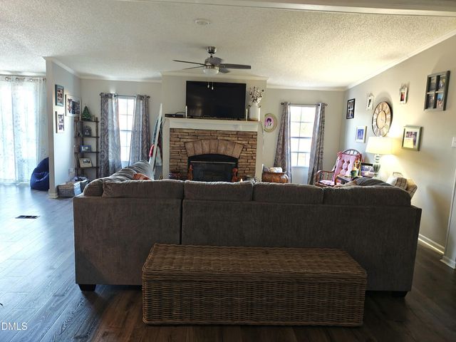 87 E Williams Street, Coats, NC 27521