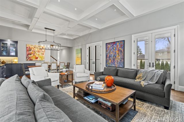 24 Chestnut Street, Douglas, MI 49406