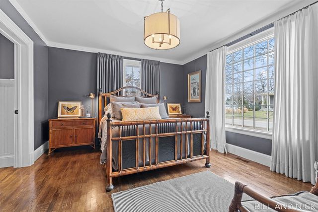 24 Chestnut Street, Douglas, MI 49406