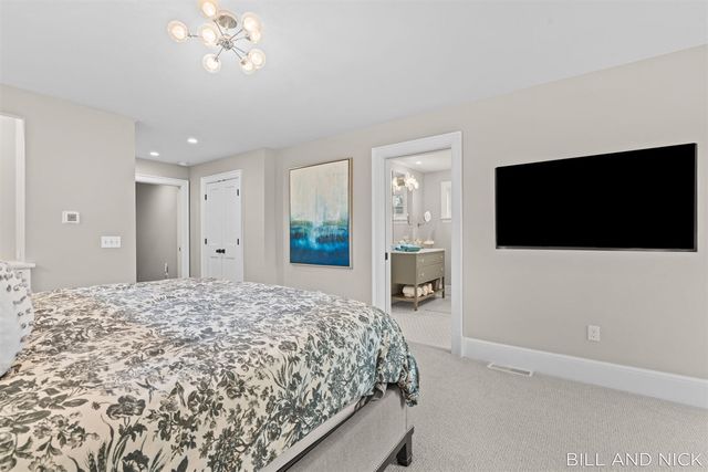 24 Chestnut Street, Douglas, MI 49406